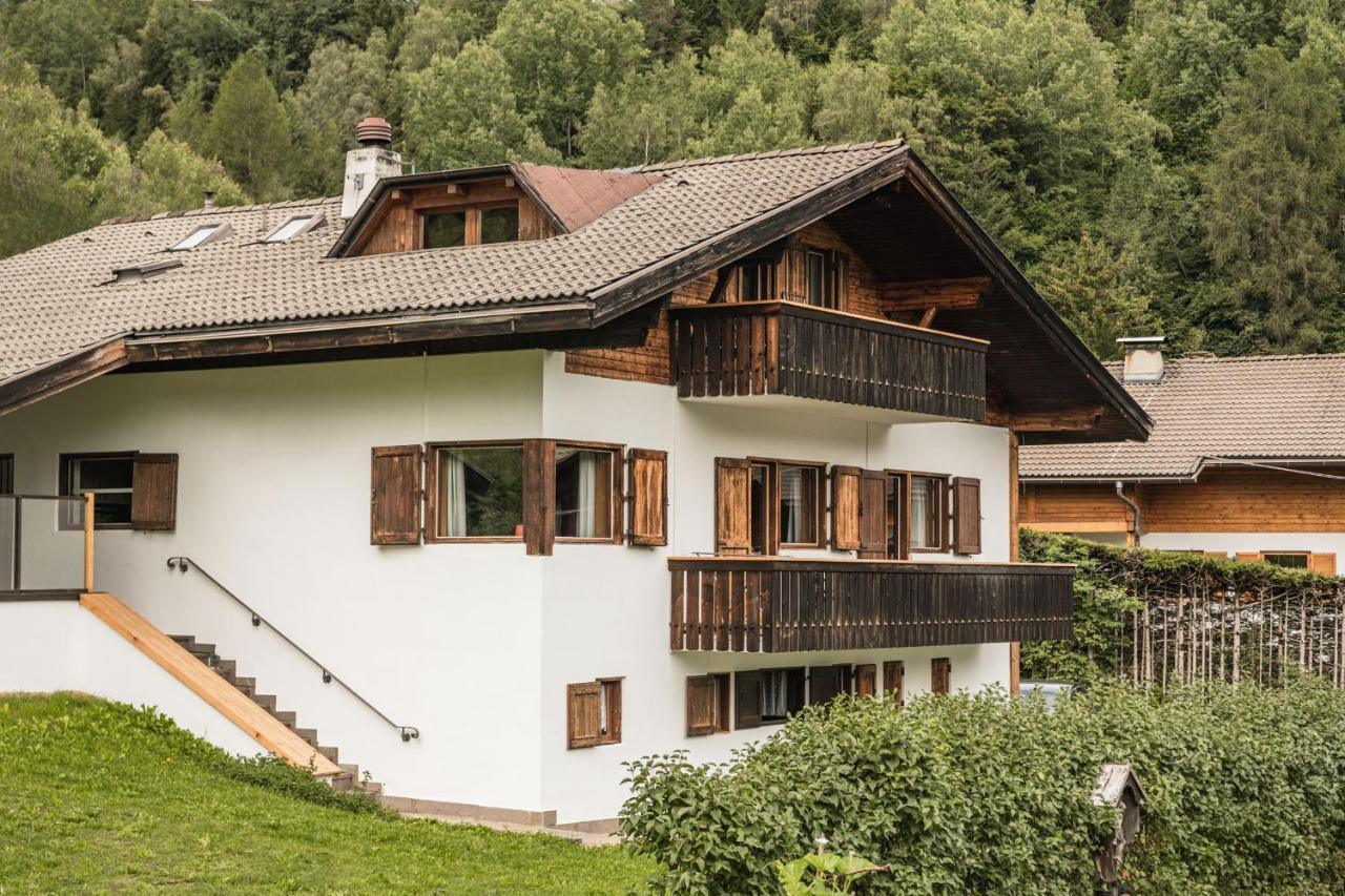 Chalet Scherlin Ortisei Bagian luar foto